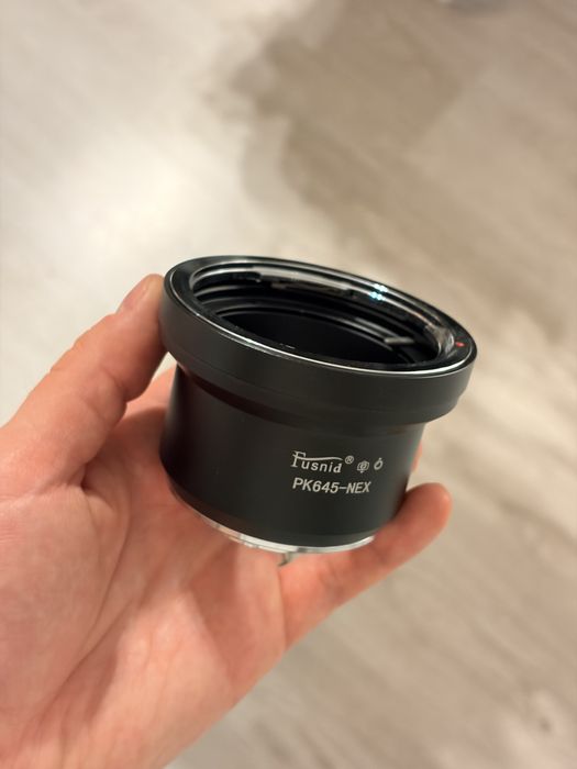 Adapter Pentax 645 do Sony E
