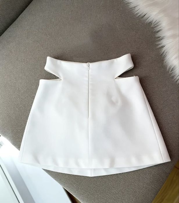 Спідниця в розмірі S