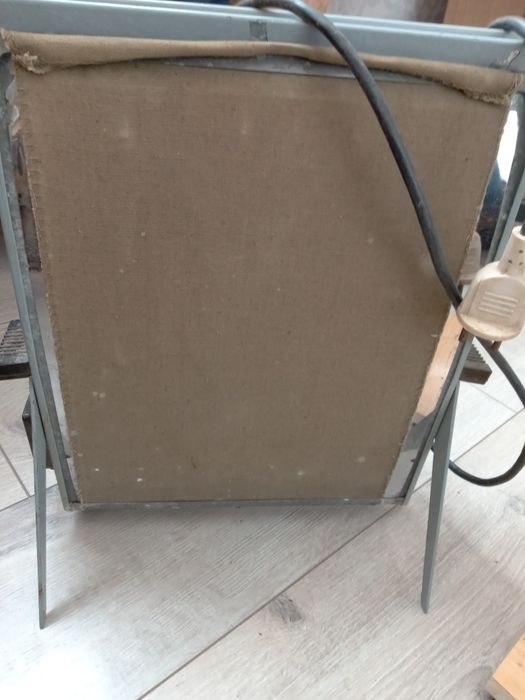 Фотоувеличитель, фотоглянцеватель.