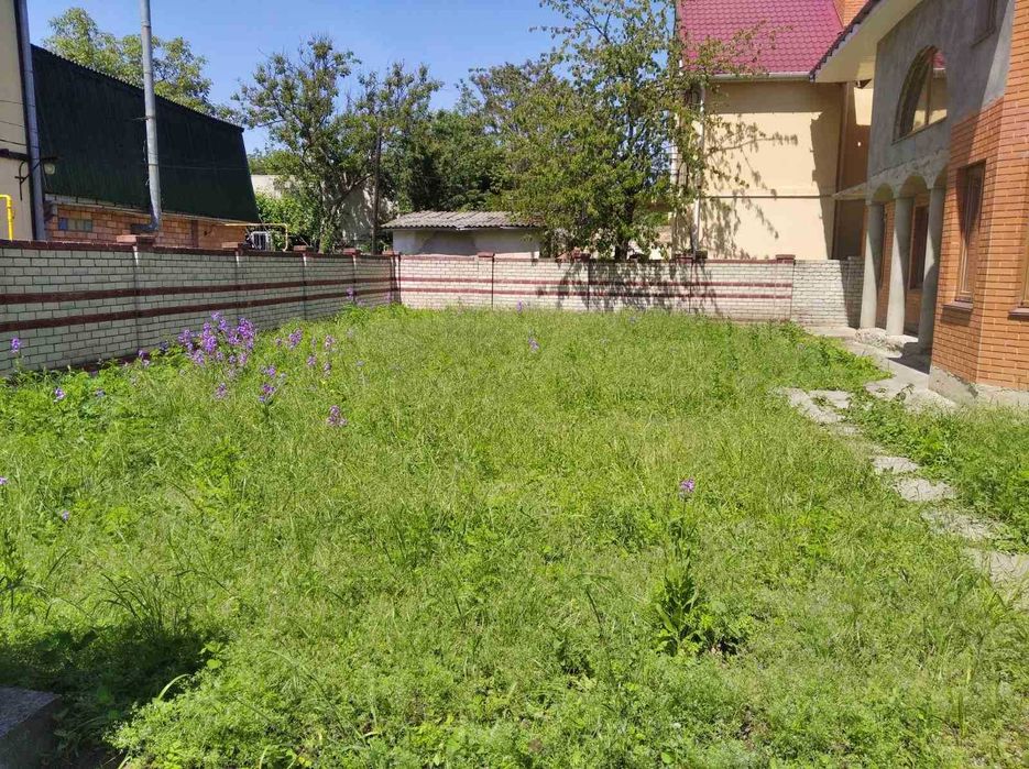 Уборка участков под ключ.Покос травы.Все районы.