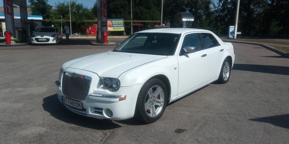Продам Крайслер с300