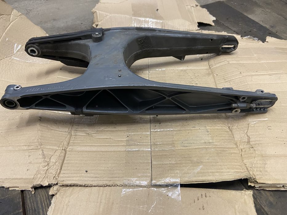 Wahacz ktm duke 125 polift 17-