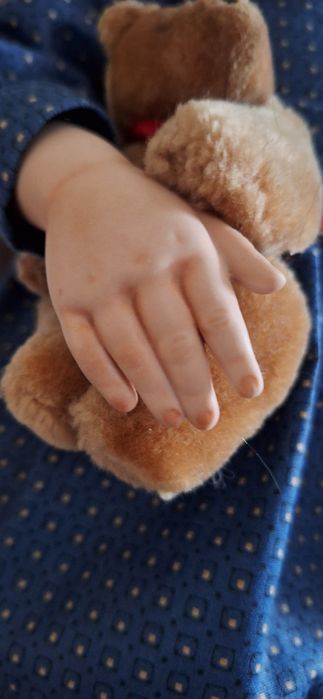 Коллекционная фарфоровая кукла