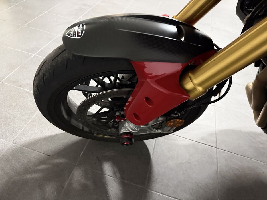 Ducati Multistrada V4 Pikes Peak full  linha completa Akrapovic