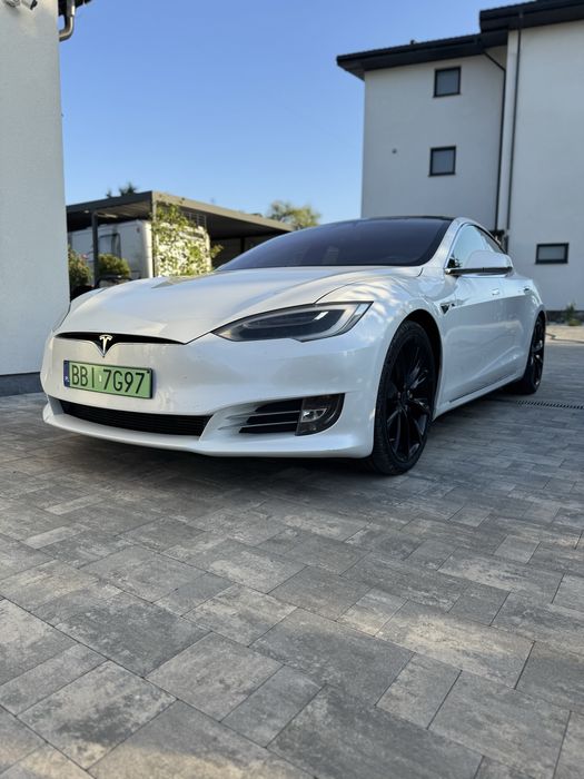 Tesla S100D Rok2017