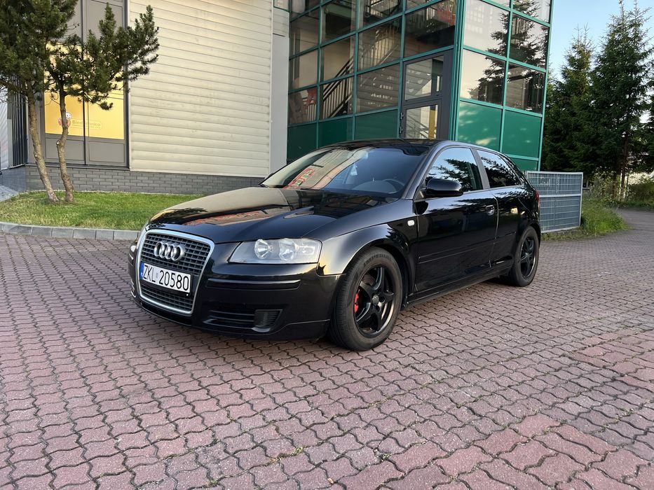 Audi a3 8p 1.6 benzyna uszkodzony silnik