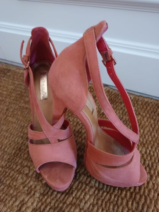 Elegantes Sandálias "Cubanas"