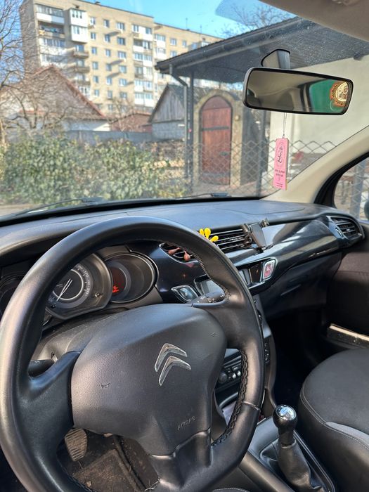 Автомобіль  Citroen C3