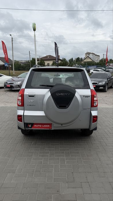Chery Tiggo 3 Чери Тиго 3 2014 р 1.8 газ\бензин 5М-кпп