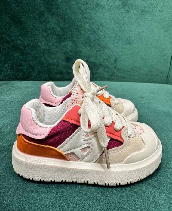 Дитяче взуття для дівчаток та хлопчиків весняні кросівки розмір 22-30