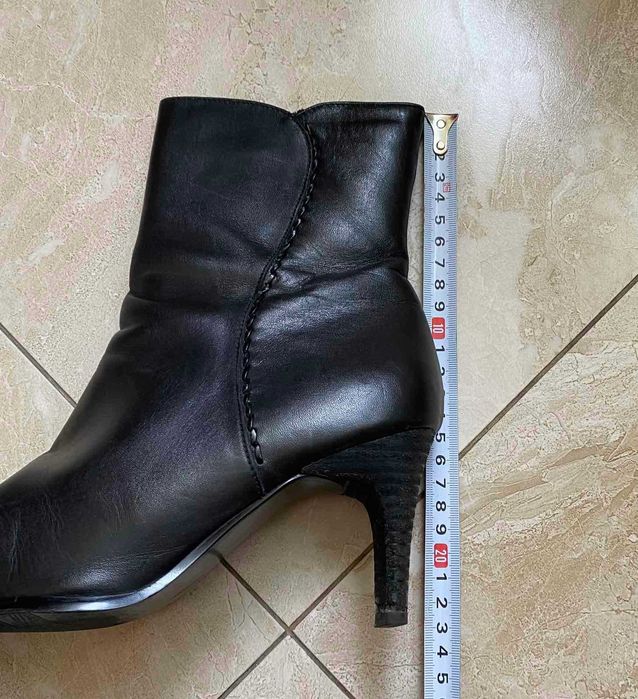 Продам женские кожаные полусапожки, р. 37
