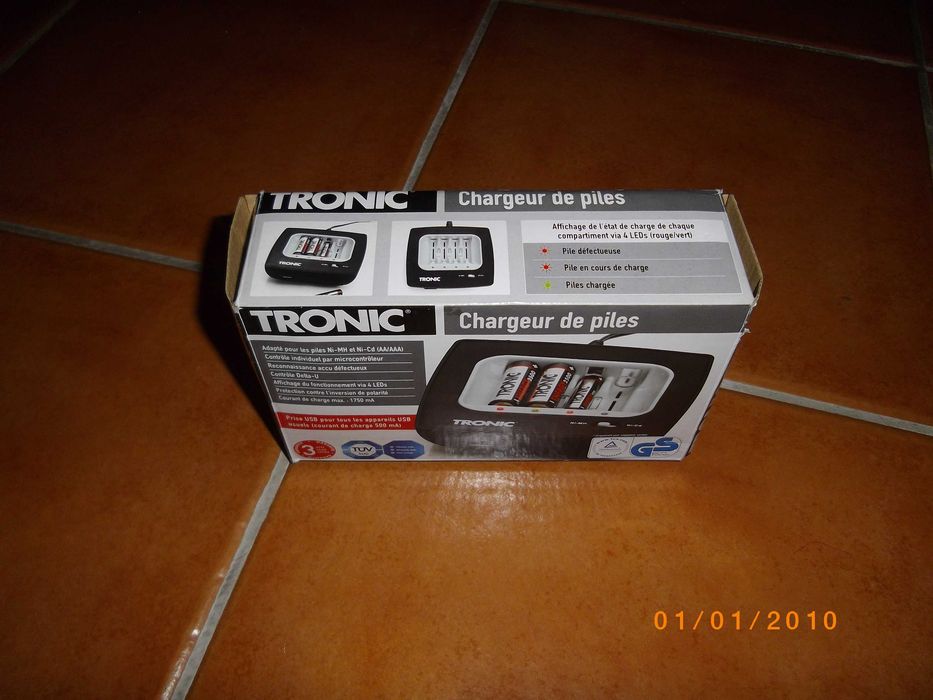 carregador de 4 pihas 1.5v