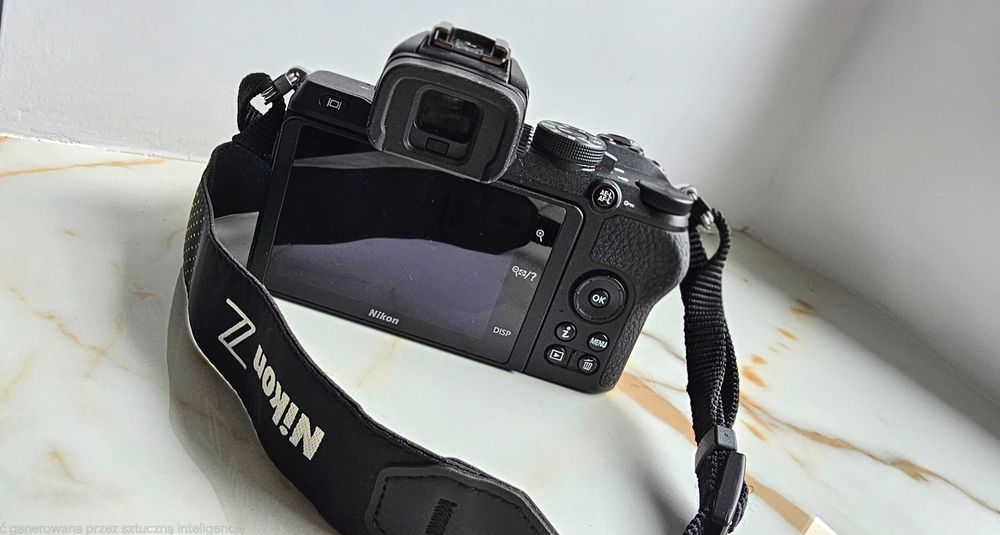 Nikon Z 50 + 16-50mm f/3.5-6.3 VR + 50-250mm f/4.5-6.3 VR DX