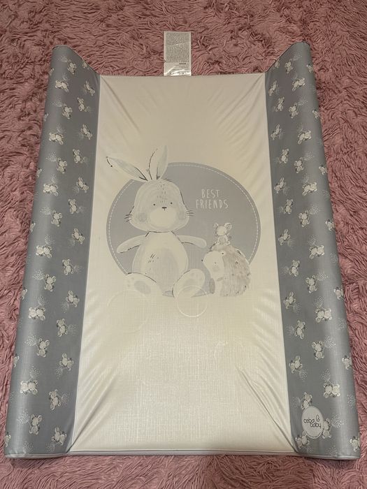 Дитячий пеленальний столик