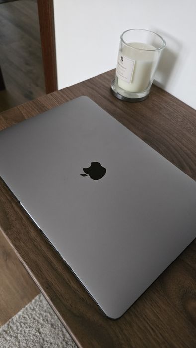 Apple Macbook Pro