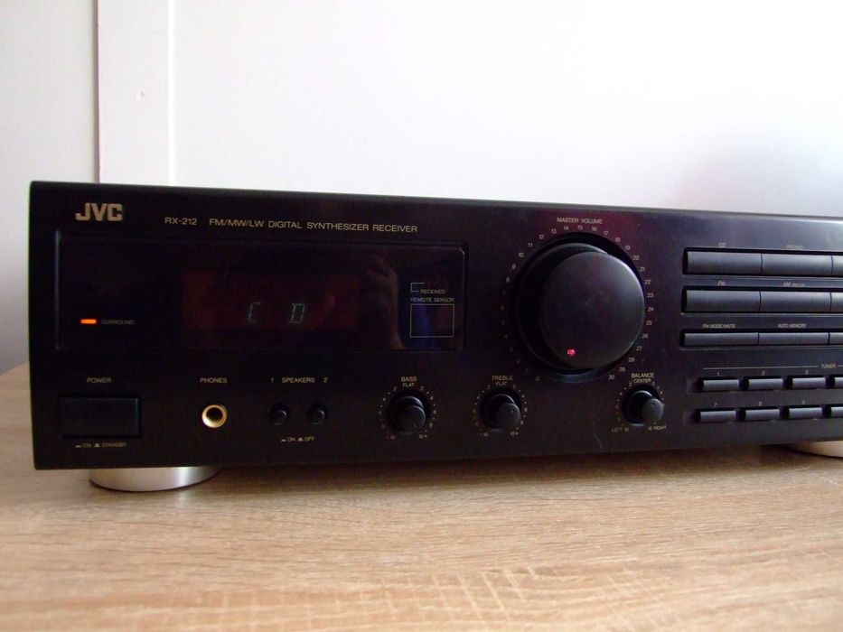 JVC-RX-212 Amplituner   .