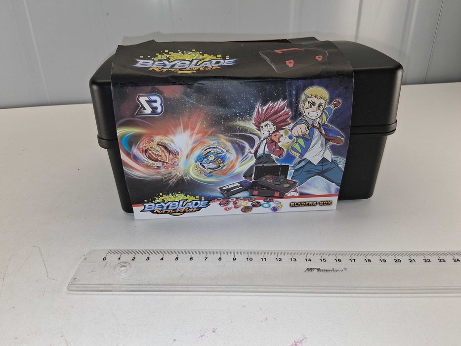 I175 Zestaw Super Zabawek Bladers Bączki Box z Akcesoriami