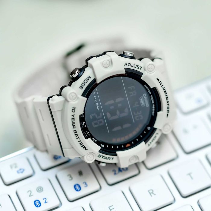 Zegarek Casio AE-1500WH-8B2 – Męski, Biały, Cyfrowy, Sportowy