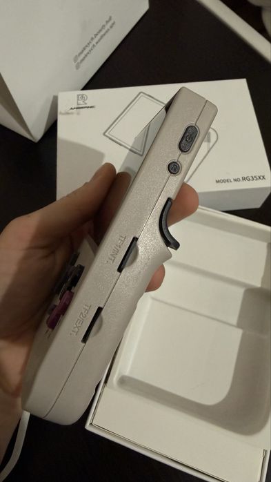 Портативна ігрова консоль Anbernic RG35XX 64GB Сіра