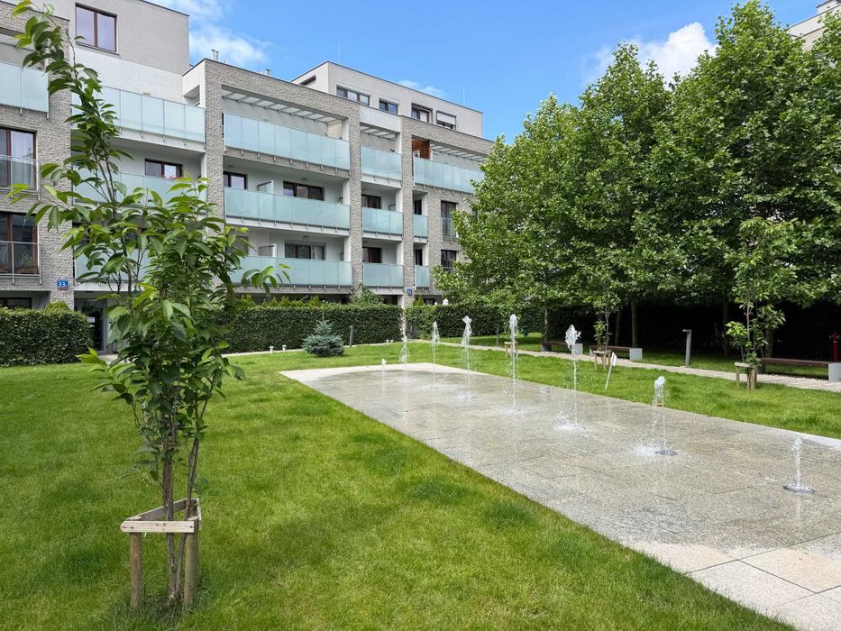 Piękna kawalerka w Miasteczku Wilanów, duży balkon, cisza i zieleń