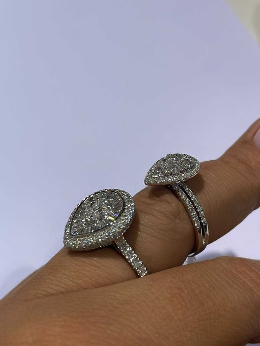Pierścionek z diamentami Łezka 1.62 CT
