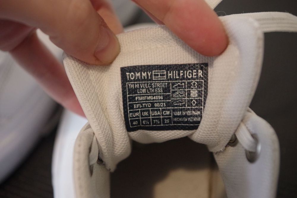 Trampki sneakersy tenisówki Tommy Hilfiger modern court skóra białe