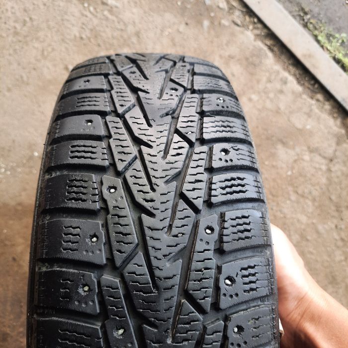 Nokian 175 70 r13
