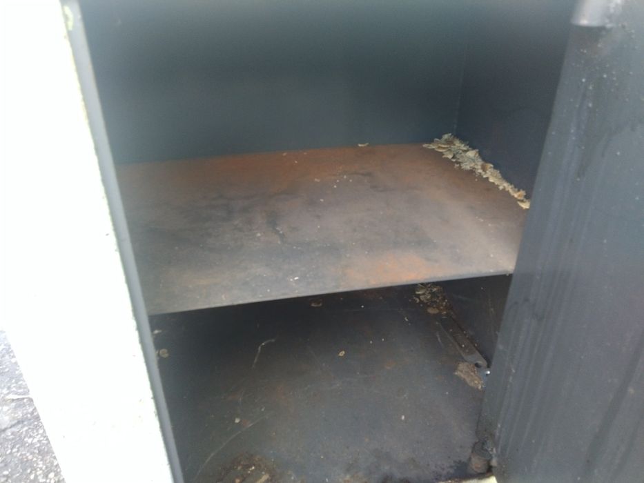 Металевий сейф 50 кг