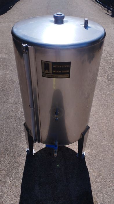 Cuba 120 litros em inox para vinho ou azeite