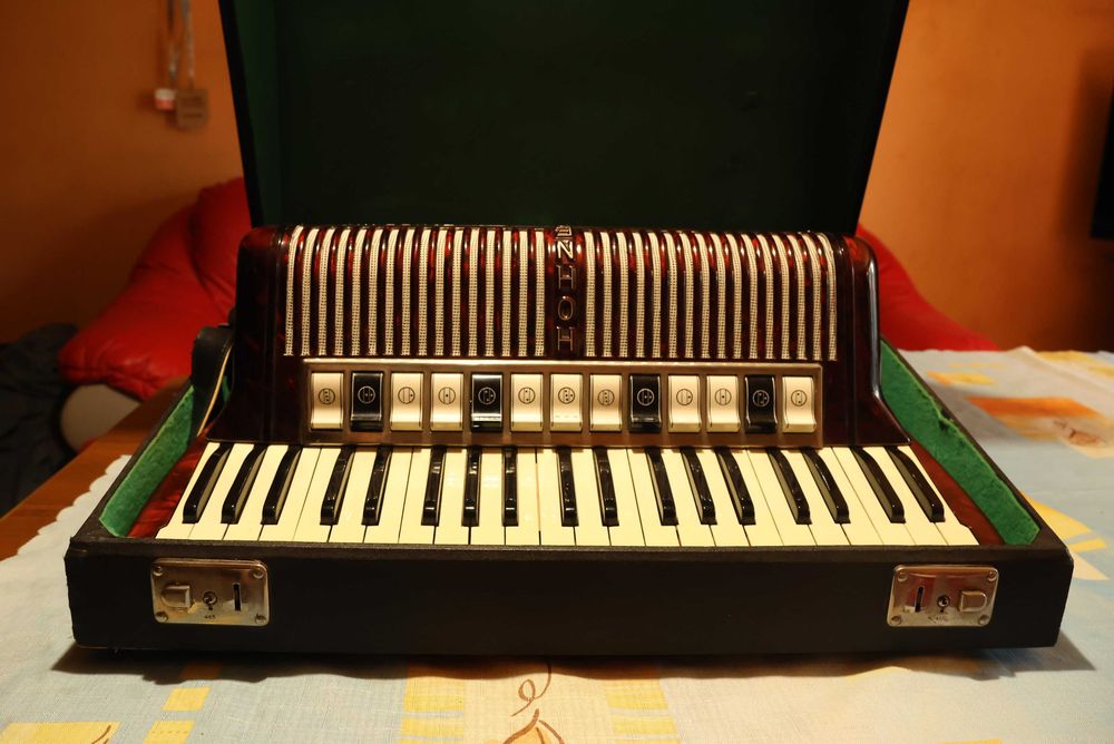 Akordeon Hohner Tango VM