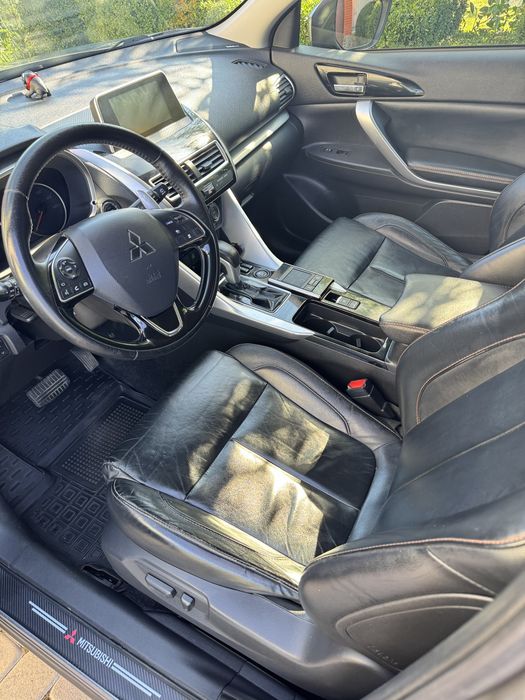 Автомобіль Mitsubishi Eclipse Cross