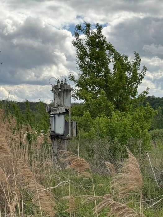 Земля 60 соток у Підгірцях, власний трансформатор, канал, асфальт