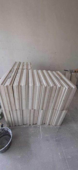 32 Bloczki gipsowe 60x55x10 cm