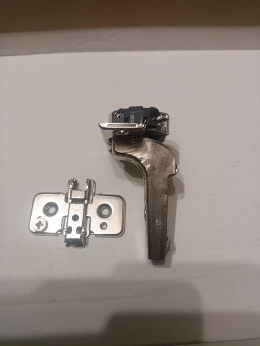 Продам мебельные петли