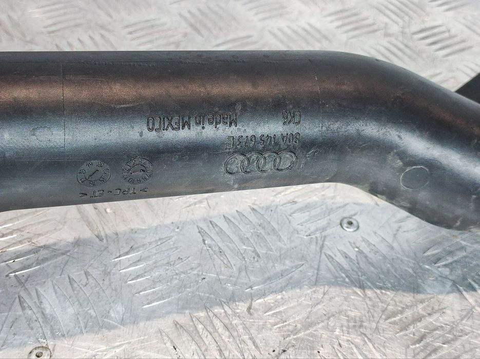 Патрубок інтеркулера з демпфером Audi Q5