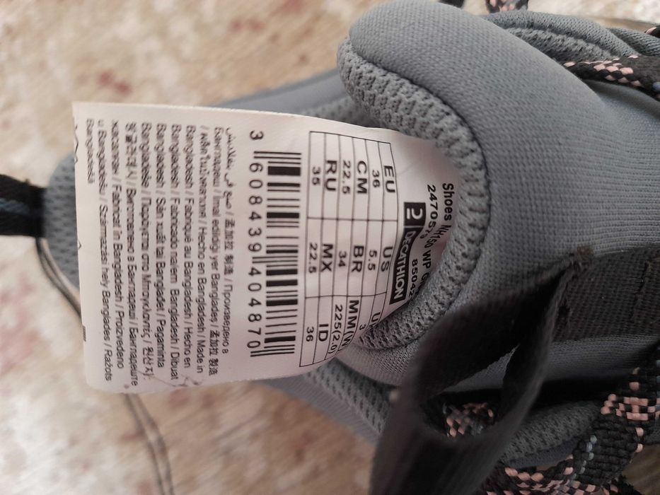 Waterproof walking shoes424236816469207043