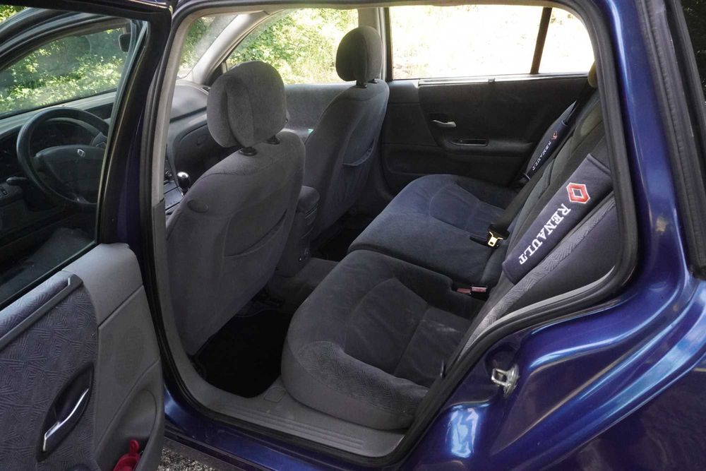 Renault Laguna II Break 1.9L DCi 120PS '01