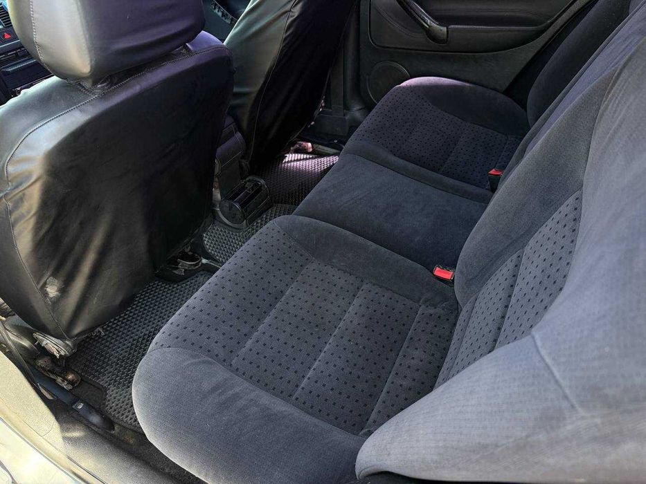 Volkswagen Golf 1998, 1.4 MPI газ/бензин, механіка