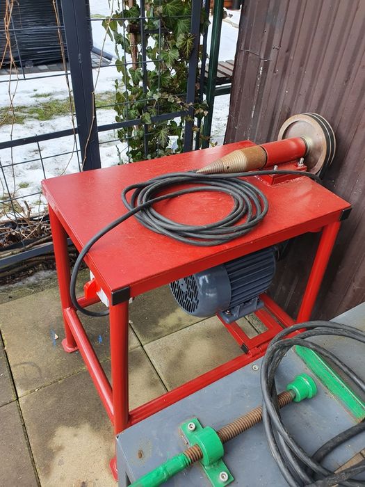 Łuparka świdrowa do drewna