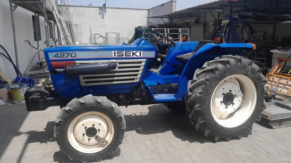 Vendo trator iseki 4270