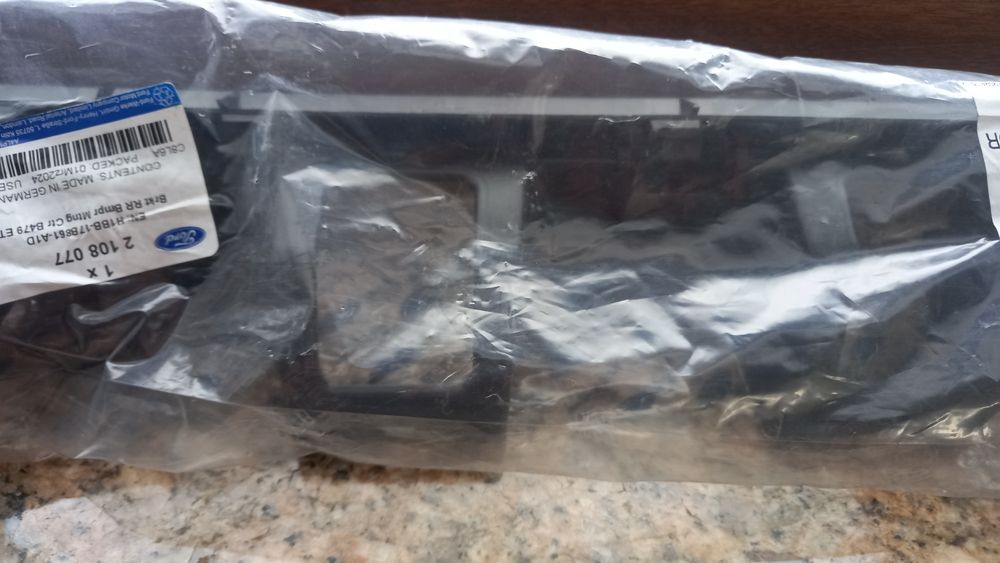 FORD FIESTA MK8 17+ Slizg Mocowanie  zderzaka