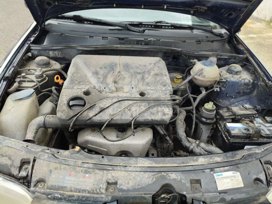 SEAT Ibiza 6k 1.0 ano 2000 so peças