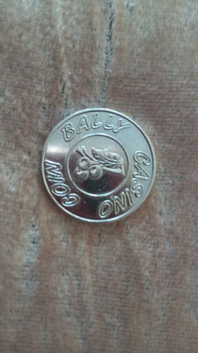 Жетон из казино    BALLY