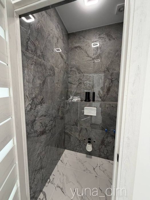 Американка з ремонтом|105,8 м2| м. Дубно