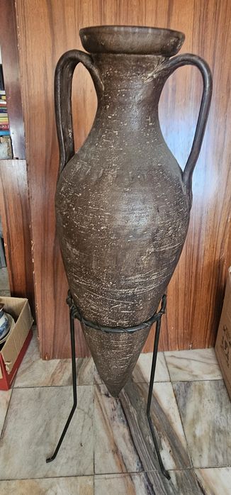 Various Jugs in Different Sizes425563616623339521