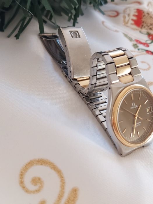 Omega seamaster 1332 quartz