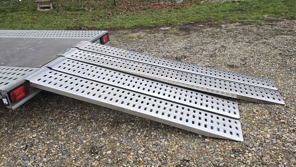 Najazd aluminiowy podjazd LOHR 2,5m laweta przyczepka PRODUCENT