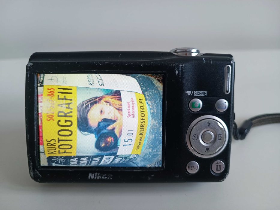 Nikon Coolpix S203