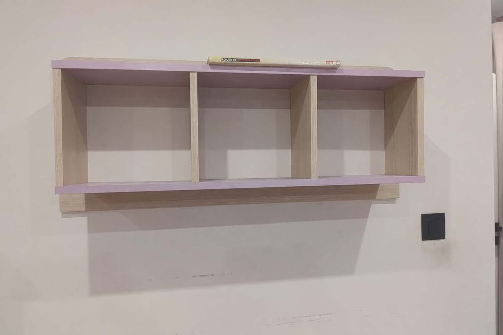 Zestaw mebli do pokoju dziecięcego