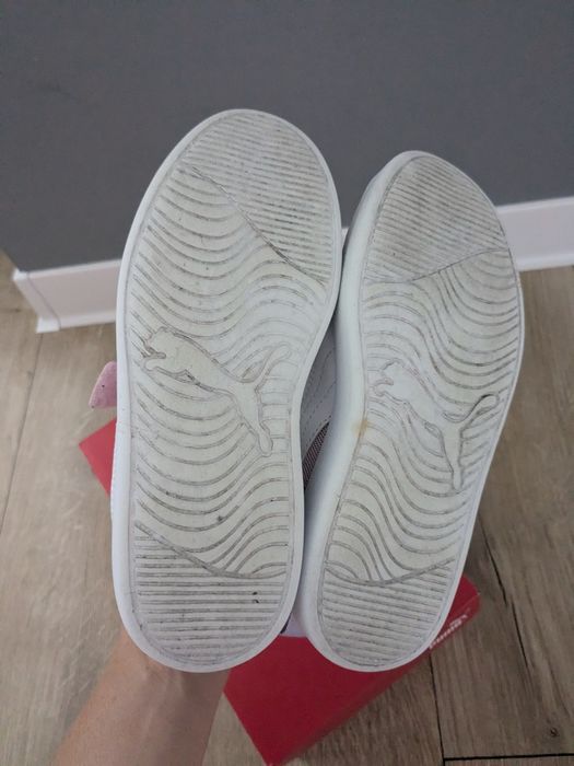 Buty Puma Courtflex v2 Mesh dziewczynka 32